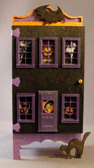 Halloween Bebe House, one inch scale - Click Image to Close